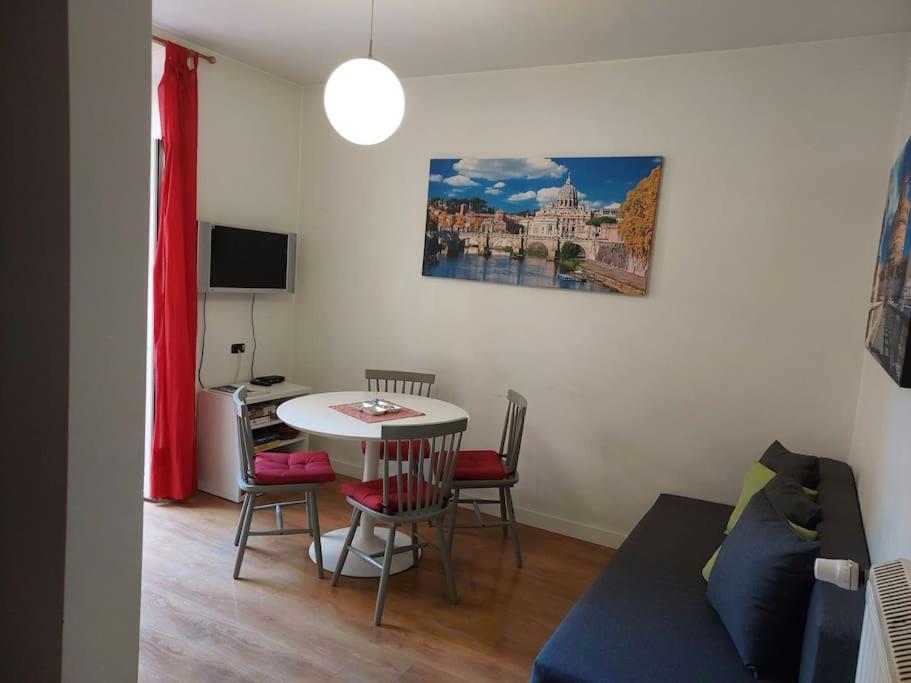 Casa Anna 5 Stelle - Apartment With Garden Рим Экстерьер фото