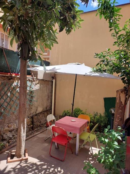 Casa Anna 5 Stelle - Apartment With Garden Рим Экстерьер фото